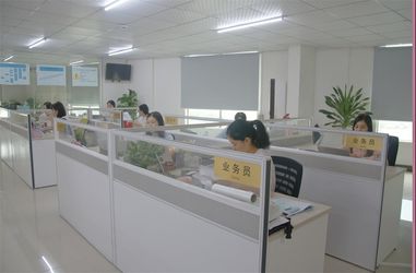 LA CHINE Dongguan Yuanfeng Plastic Jewelry Co., Ltd.